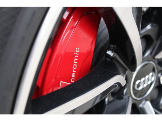 Audi RS4 Avant 2.9 TFSI RS 4 quattro | BTW | KERAMISCH | HUD | MASSAGE | RS-ZETELS | 360 | B&O | PANO | ActivLease financial lease