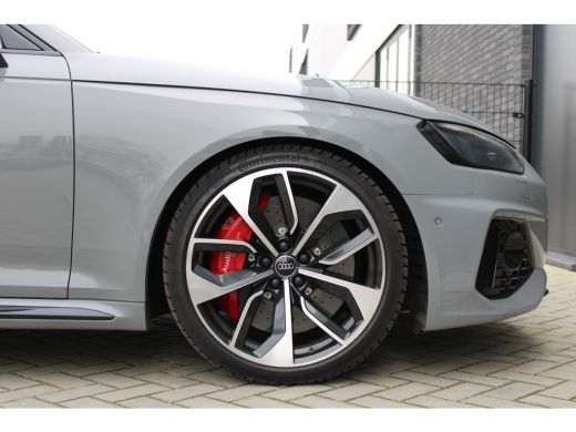 Audi RS4 Avant 2.9 TFSI RS 4 quattro | BTW | KERAMISCH | HUD | MASSAGE | RS-ZETELS | 360 | B&O | PANO | ActivLease financial lease