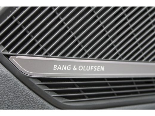 Audi RS4 Avant 2.9 TFSI RS 4 quattro | BTW | KERAMISCH | HUD | MASSAGE | RS-ZETELS | 360 | B&O | PANO | ActivLease financial lease