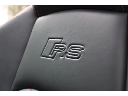 Audi RS4 Avant 2.9 TFSI RS 4 quattro | BTW | KERAMISCH | HUD | MASSAGE | RS-ZETELS | 360 | B&O | PANO | ActivLease financial lease