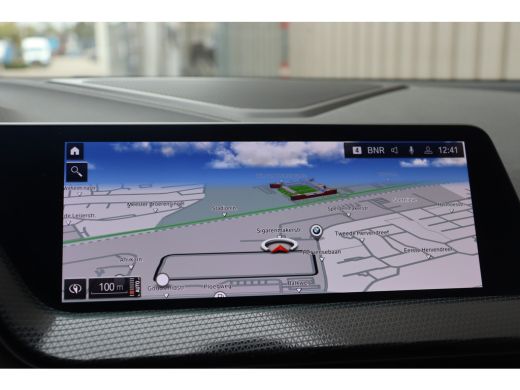 BMW 1 Serie 118i Sport Line Automaat / Sportstoelen / LED / Live Cockpit Professional / Cruise Control / PDC ActivLease financial lease