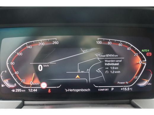 BMW 1 Serie 118i Sport Line Automaat / Sportstoelen / LED / Live Cockpit Professional / Cruise Control / PDC ActivLease financial lease