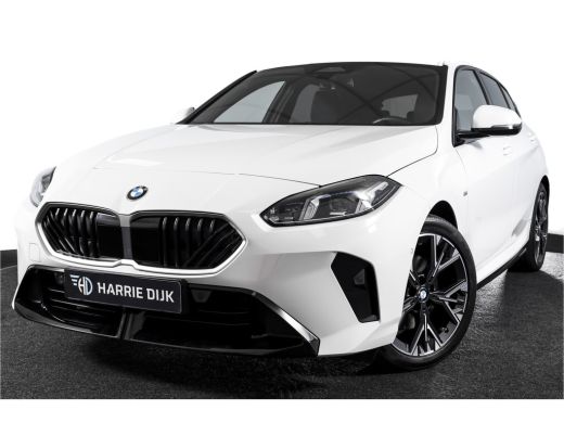 BMW 1 Serie 120 M Sport | Dig. Cockpit | Adapt. Cruise | Harman/Kardon | Stoelverw. | PDC | Camera | NAV + Ap... ActivLease financial lease