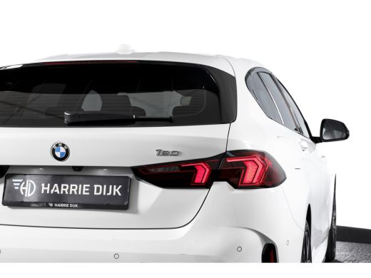 BMW 1 Serie 120 M Sport | Dig. Cockpit | Adapt. Cruise | Harman/Kardon | Stoelverw. | PDC | Camera | NAV + Ap... ActivLease financial lease