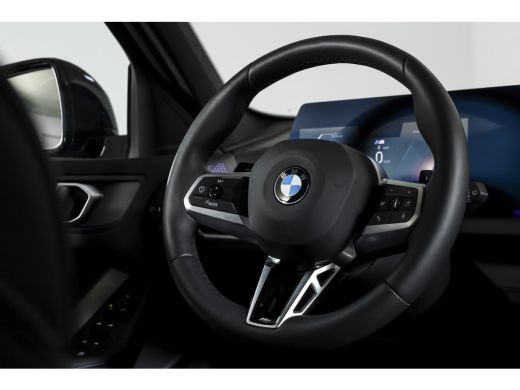 BMW 1 Serie 120 M Sport | Dig. Cockpit | Adapt. Cruise | Harman/Kardon | Stoelverw. | PDC | Camera | NAV + Ap... ActivLease financial lease