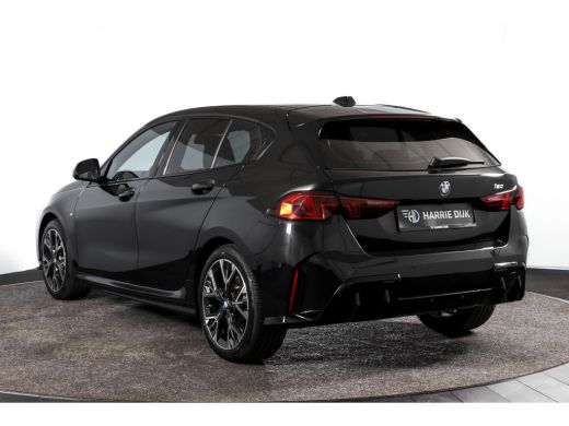 BMW 1 Serie 120 M Sport | Dig. Cockpit | Adapt. Cruise | Stoelverw. | Leder | PDC | Camera | NAV + App. Conne... ActivLease financial lease