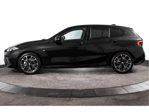 BMW 1 Serie 120 M Sport | Dig. Cockpit | Adapt. Cruise | Stoelverw. | Leder | PDC | Camera | NAV + App. Conne... ActivLease financial lease
