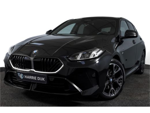 BMW 1 Serie 120 M Sport | Dig. Cockpit | Adapt. Cruise | Stoelverw. | Leder | PDC | Camera | NAV + App. Conne... ActivLease financial lease