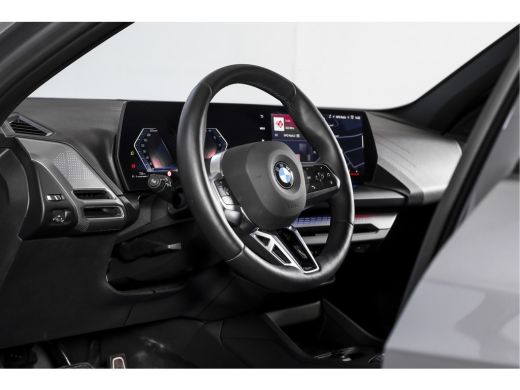 BMW 1 Serie 120 M Sport | Dig. Cockpit | Adapt. Cruise | Stoelverw. | Leder | PDC | Camera | NAV + App. Conne... ActivLease financial lease