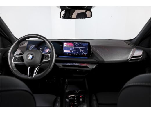 BMW 1 Serie 120 M Sport | Dig. Cockpit | Adapt. Cruise | Stoelverw. | Leder | PDC | Camera | NAV + App. Conne... ActivLease financial lease