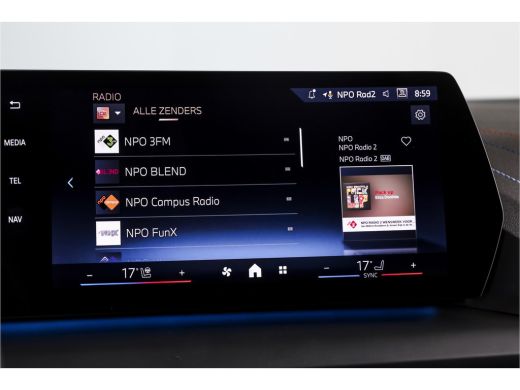 BMW 1 Serie 120 M Sport | Innovation Pack | Premium Pack | S/K-Panodak | Dig. Cockpit | Adapt. Cruise | Stoel... ActivLease financial lease