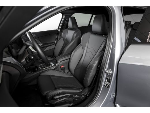 BMW 1 Serie 120 M Sport | Innovation Pack | Premium Pack | S/K-Panodak | Dig. Cockpit | Adapt. Cruise | Stoel... ActivLease financial lease