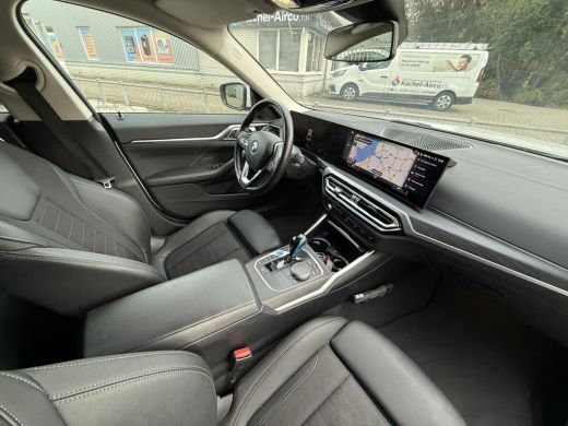 BMW i4 eDrive40 84 kWh | Trekhaak | Navi | Camera | ActivLease financial lease
