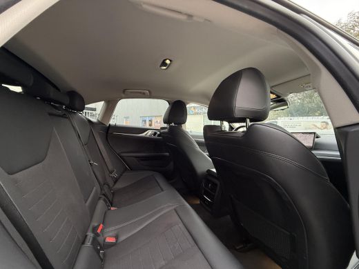 BMW i4 eDrive40 84 kWh | Trekhaak | Navi | Camera | ActivLease financial lease