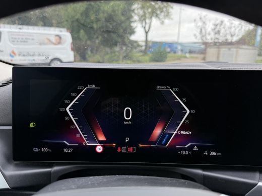 BMW i4 eDrive40 84 kWh | Trekhaak | Navi | Camera | ActivLease financial lease