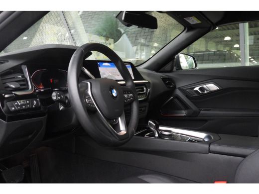 BMW Z4 Roadster sDrive20i High Executive Automaat / Achteruitrijcamera / Stuurverwarming / Adaptieve LED... ActivLease financial lease
