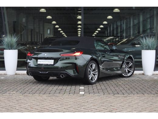 BMW Z4 Roadster sDrive20i High Executive Automaat / Achteruitrijcamera / Stuurverwarming / Adaptieve LED... ActivLease financial lease