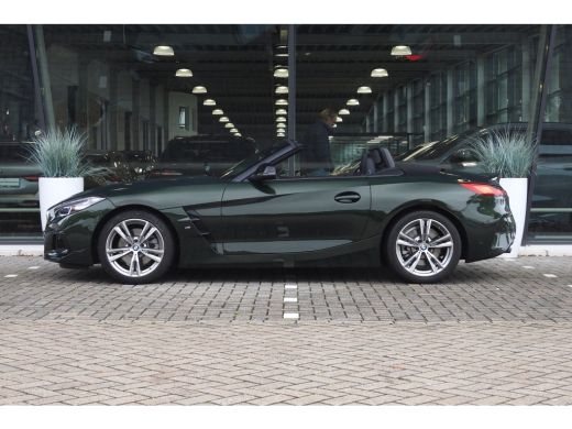 BMW Z4 Roadster sDrive20i High Executive Automaat / Achteruitrijcamera / Stuurverwarming / Adaptieve LED... ActivLease financial lease
