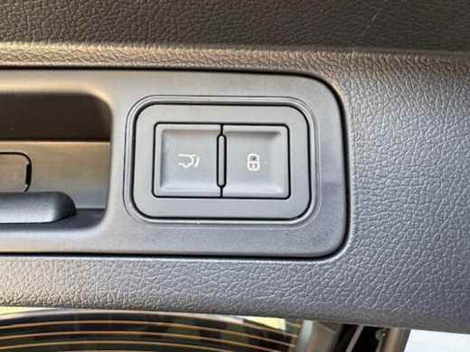 BYD SEAL U 1.5 DM-i FWD Boost Plug-in Hybrid Luxe uitvoering diverse kleuren op voorraad direct leverbaar ActivLease financial lease