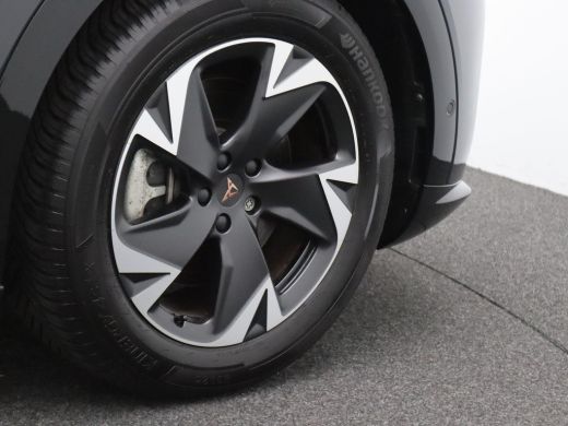 CUPRA Tavascan Business 82 kWh 286PK Warmtepomp, Matrix-LED, Keyless, Achteruitrijcamera, Alarm, Virtual Pedal, ... ActivLease financial lease