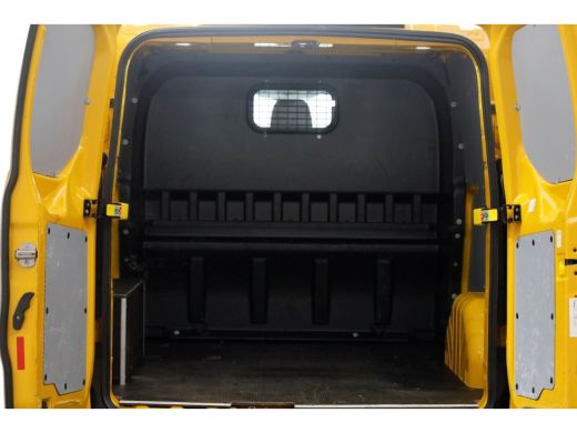 Ford Transit Custom 2.0 TDCI L2H1 Trend D.C. Airco/Trekhaak 2.750kg 03-2021 ActivLease financial lease