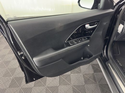 Kia e-Niro ExecutiveLine 64 kWh [ 3-Fase ] {SOH-100%} (INCL-BTW) Aut. *PANO | LUXURY-LEATHER | JBL-AUDIO | F... ActivLease financial lease