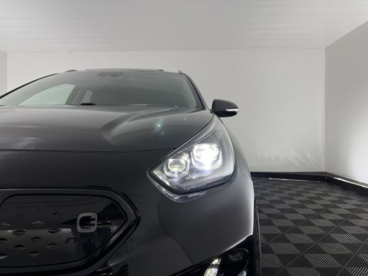 Kia e-Niro ExecutiveLine 64 kWh [ 3-Fase ] {SOH-100%} (INCL-BTW) Aut. *PANO | LUXURY-LEATHER | JBL-AUDIO | F... ActivLease financial lease