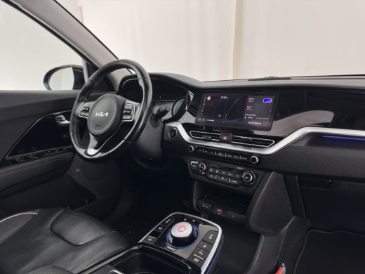 Kia e-Niro ExecutiveLine 64 kWh [ 3-Fase ] {SOH-100%} (INCL-BTW) Aut. *PANO | LUXURY-LEATHER | JBL-AUDIO | F... ActivLease financial lease
