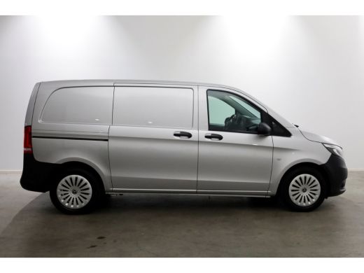 Mercedes-Benz Vito 114 CDI 136pk Compact 9G Automaat 2x Schuifdeur/LED/Camera/Inrichting 05-2022 ActivLease financial lease