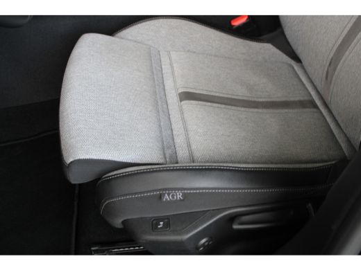 Opel Astra 1.6 Hybrid Elegance Apple Carplay | Voorruitverwarming | Stoel + Stuurwielverwarming ActivLease financial lease