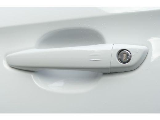 Opel Grandland 1.2 Turbo Hybrid / NAVI / ALCANTARA / CLIMA / LED / PDC / 18"LMV / CAMERA / AGR / WINTERPAKKET / ... ActivLease financial lease