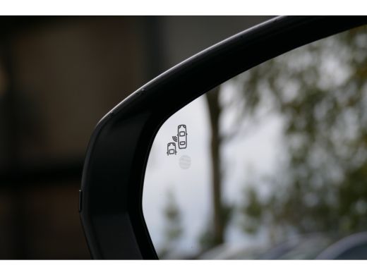 Opel Grandland 1.2 Turbo Hybrid / NAVI / ALCANTARA / CLIMA / LED / PDC / 18"LMV / CAMERA / AGR / WINTERPAKKET / ... ActivLease financial lease