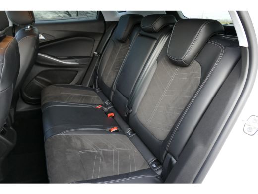 Opel Grandland 1.2 TURBO 136PK HYBRID GS ULTIMATE AUTOMAAT / NAVI / ALCANTARA / CLIMA / LED / PDC / 18"LMV / CAM... ActivLease financial lease