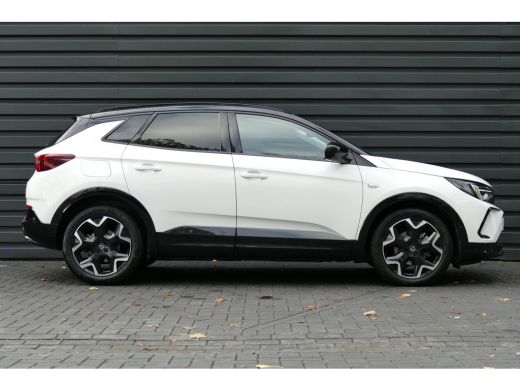 Opel Grandland 1.2 Turbo Hybrid / NAVI / ALCANTARA / CLIMA / LED / PDC / 18"LMV / CAMERA / AGR / WINTERPAKKET / ... ActivLease financial lease