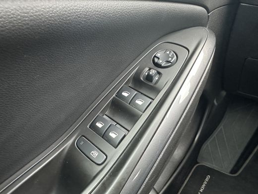 Opel Grandland X 1.2 130PK Turbo Innovation | AGR-COMFORTSTOEL| NAVIGATIE| CAMERA| PARKEERSENSOREN V+A| CLIMATE CO... ActivLease financial lease