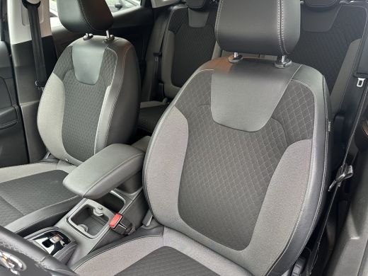 Opel Grandland X 1.2 130PK Turbo Innovation | AGR-COMFORTSTOEL| NAVIGATIE| CAMERA| PARKEERSENSOREN V+A| CLIMATE CO... ActivLease financial lease