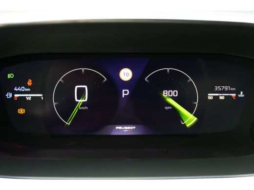 Peugeot 2008 1.2 PureTech 130 GT / NAVI / ALCANTARA / PDC / CLIMA / 17"LMV / CAMERA V+A / KEYLESS / MASSAGESTO... ActivLease financial lease