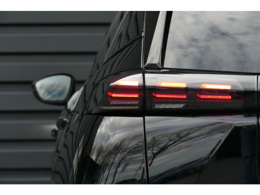 Peugeot 2008 1.2 PureTech 130 GT / NAVI / ALCANTARA / PDC / CLIMA / 17"LMV / CAMERA V+A / KEYLESS / MASSAGESTO... ActivLease financial lease