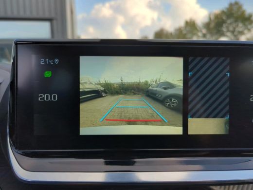 Peugeot 2008 1.2 PureTech Allure Pack | Automaat | Navigatie | Camera | All season | Apple carplay | 3D Instru... ActivLease financial lease