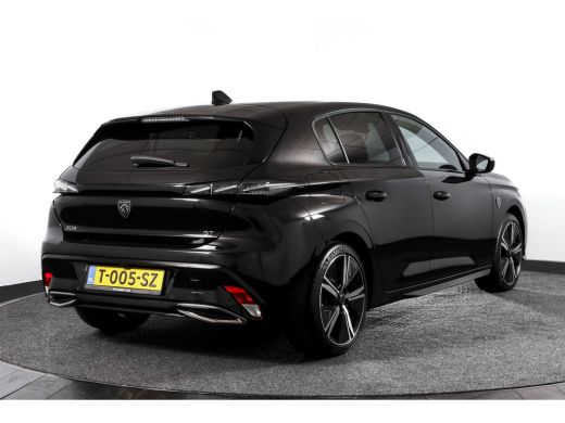 Peugeot 308 1.2 PureTech 130 PK GT - Automaat | 3D Dig. Cockpit | Adapt. Cruise | Stoelverwarming | Camera | ... ActivLease financial lease