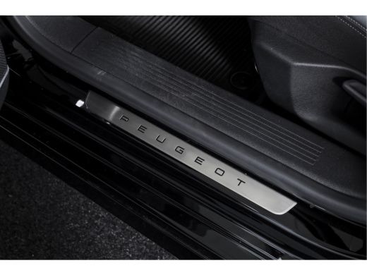 Peugeot 308 1.2 PureTech 130 PK GT - Automaat | 3D Dig. Cockpit | Adapt. Cruise | Stoelverwarming | Camera | ... ActivLease financial lease