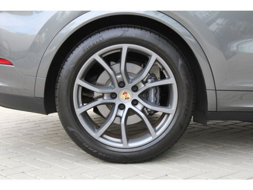 Porsche Cayenne 3.0 E-Hybrid | NAP | PANO | HUD | MEMORY | SPORTUITLAAT | BOSE | STUURVERW | ActivLease financial lease