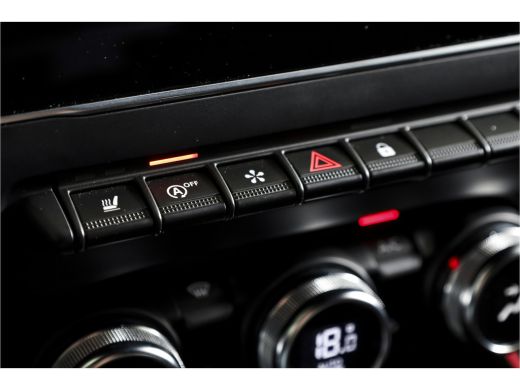 Renault Clio 1.0 TCe 90 PK GPF techno | Dig. Cockpit | Cruise | Stoel-+Stoelverw. | PDC | Camera | NAV + App. ... ActivLease financial lease