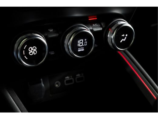 Renault Clio 1.0 TCe 90 PK GPF techno | Dig. Cockpit | Cruise | Stoel-+Stoelverw. | PDC | Camera | NAV + App. ... ActivLease financial lease