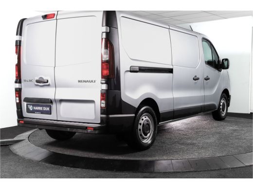 Renault Trafic 2.0 Blue dCi 130 PK T30 L2H1 Advance | Cruise | Camera | PDC | NAV+App Connect | Airco | 4-seizoe... ActivLease financial lease