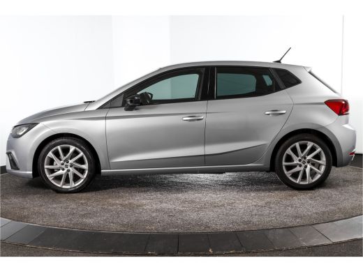 Seat Ibiza 1.0 EcoTSI 95 PK FR | Dig. Cockpit | Cruise | PDC | App. Connect | ECC | LM 17" | LED | 8352 ActivLease financial lease