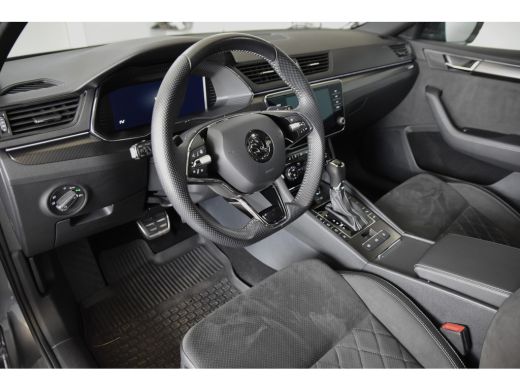 Skoda Superb Combi 1.4 TSI iV Sportline Business | Dig. Cockpit | Cruise | Stoel-+Stuurverw. PDC | Camera | Ap... ActivLease financial lease