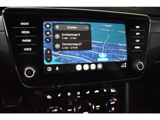 Skoda Superb Combi 1.4 TSI iV Sportline Business | Dig. Cockpit | Cruise | Stoel-+Stuurverw. PDC | Camera | Ap... ActivLease financial lease