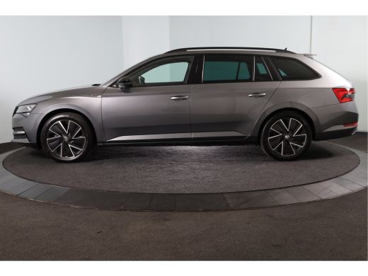 Skoda Superb Combi 1.4 TSI iV Sportline Business | Dig. Cockpit | Cruise | Stoel-+Stuurverw. PDC | Camera | Ap... ActivLease financial lease