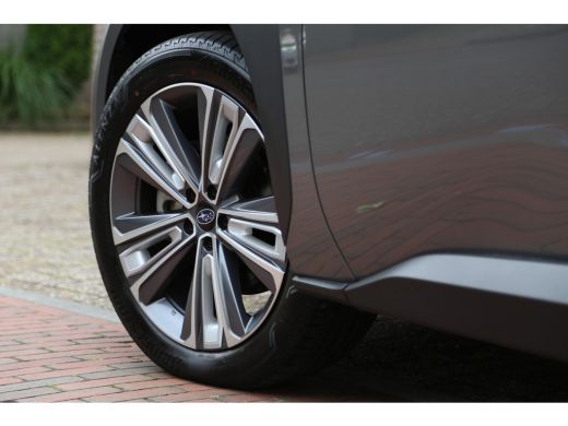 Subaru Solterra Sky Package 71 kWh AWD Panorama Leer HK 360view ACC ActivLease financial lease